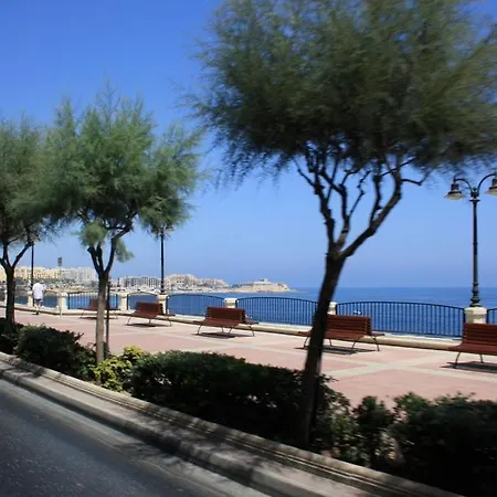 شقة Modern 1br Location Gzira